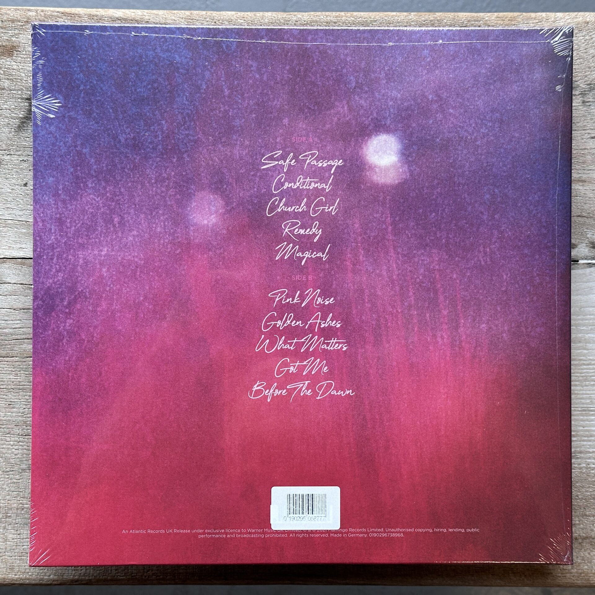 Laura Mvula – Pink Noise (2)